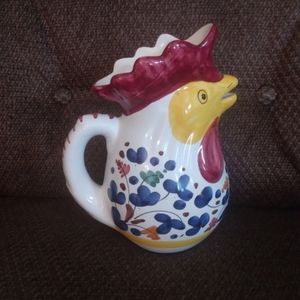 Deruta chicken pitcher